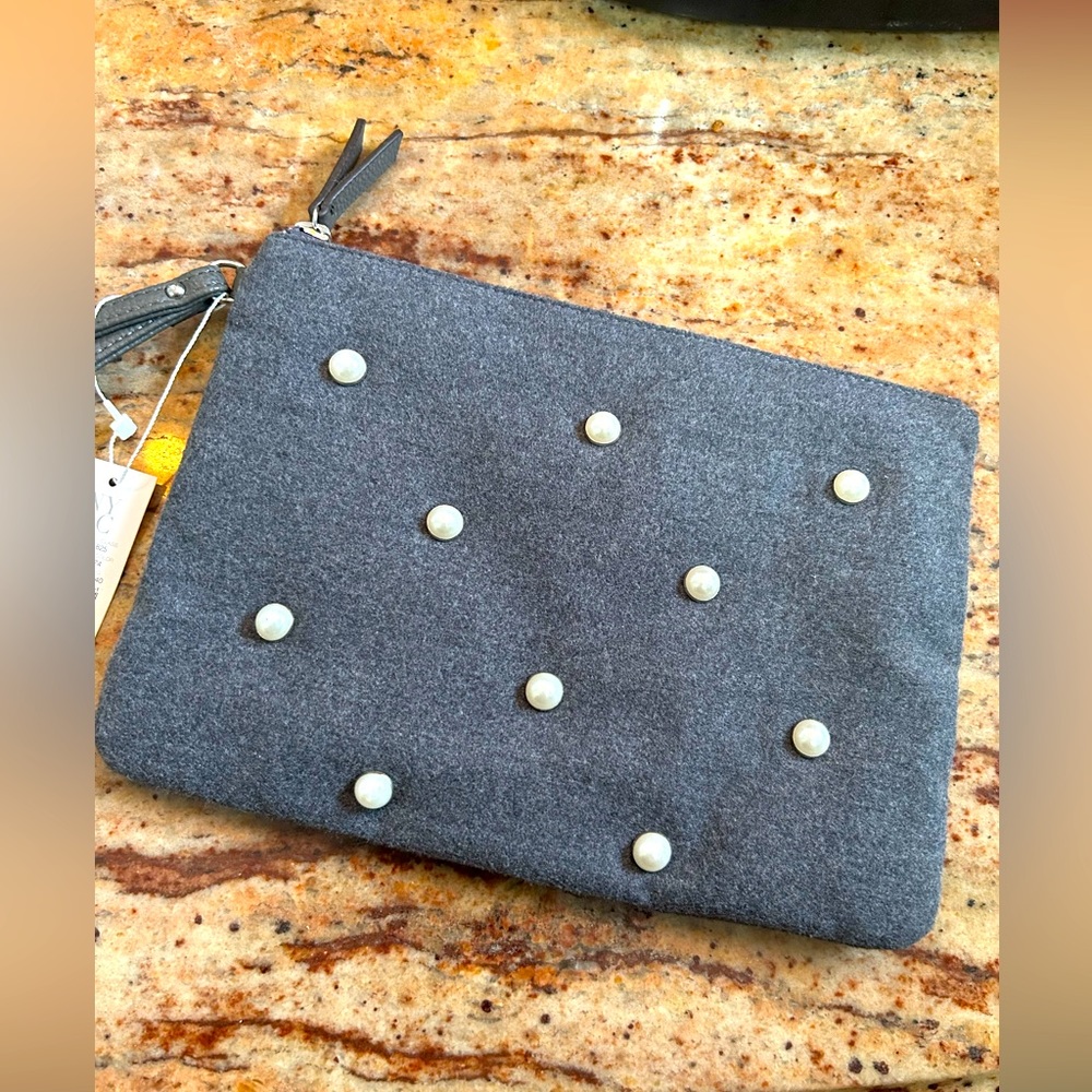 Ny&Co New Wristlet Pearl Accents Gray Wool Material Zipper Pouch